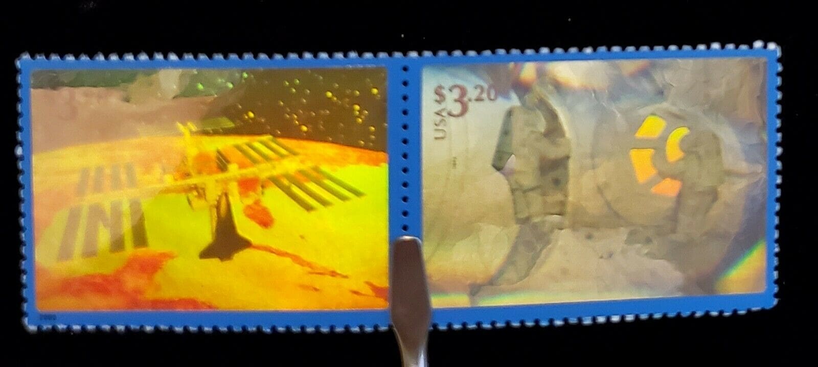 Scott# 3411a-b "ESCAPING the GRAVITY of EARTH" SINGLES SET (2)MNH - Image 2