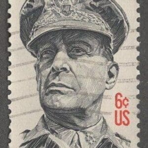 Scott# 1424 "DOUGLAS MacARTHUR-GENERAL" USED SINGLE, NICELY CENTERED